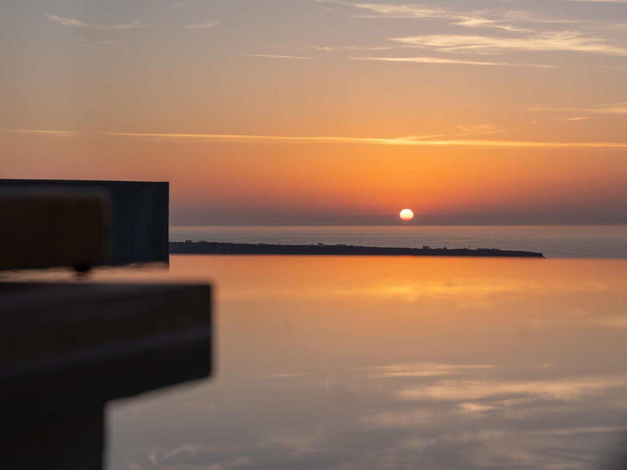 Santo Mine Oia Suites Exteriör bild